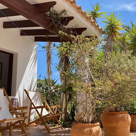 Apartamentos Laura Playa De Migjorn Esterno foto